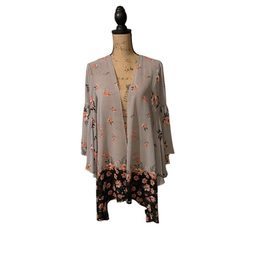 Torrid Floral Kimono‎